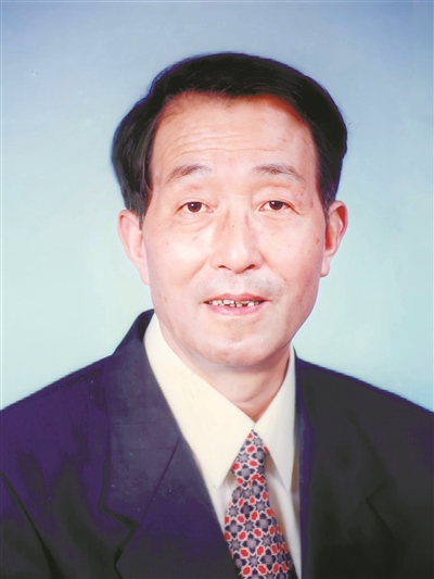 浙江省宁波市委原书记、市人大常委会原主任  项秉炎同志遗体在宁波火化