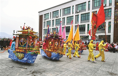 宁海冠庄百年船灯再开锣