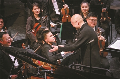 古典与创新交织的普罗之夜 钢琴天才少年 完美诠释炫技神曲