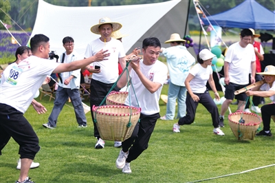 “我们的村运”热闹举行