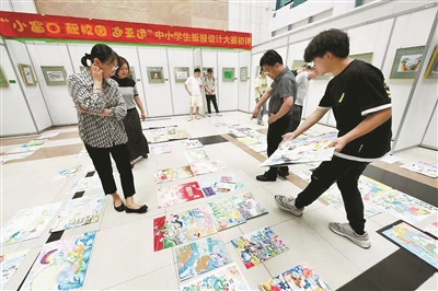 契合主题、布局协调、童趣创意强的作品更易拿高分 中小学生板报设计大赛百强出炉