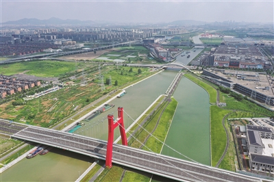 运河二通道昨日通航，千吨级船舶可直达杭州进入钱塘江 “黄金水道”为临平带来发展新机遇