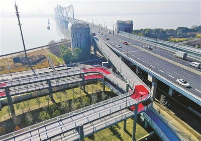 杭州九堡大桥慢行交通系统今日通车