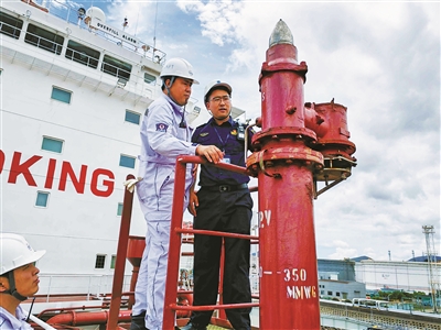 宁波沿海进入Ⅲ级防台应急响应  “小开渔”推迟，所有渔船一律在港避风