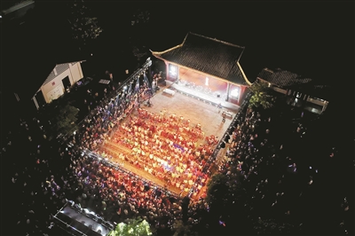 政府搭台草根“圆梦” 6万多人在线观看决赛 双浦“乡村歌手大赛”火出圈