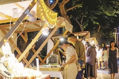你逛过大兜路市集、小河市集、玉鸟集、别样集吗？ 烟火气的市集，点亮杭州商业版图