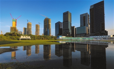 风雨砥砺赶秋实 ——湖州拼图·秋之高歌