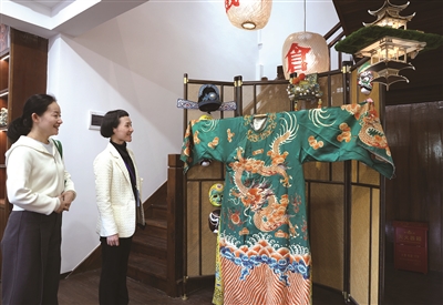 “梅花”学员映照九山  中国剧协梅花奖演员讲习班在温开班