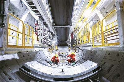 交通建设跑出“加速度”