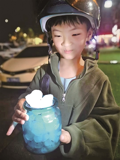 冷暖气流“打架” 大冰雹落在温州