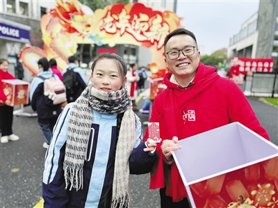 杭城各校花式开学