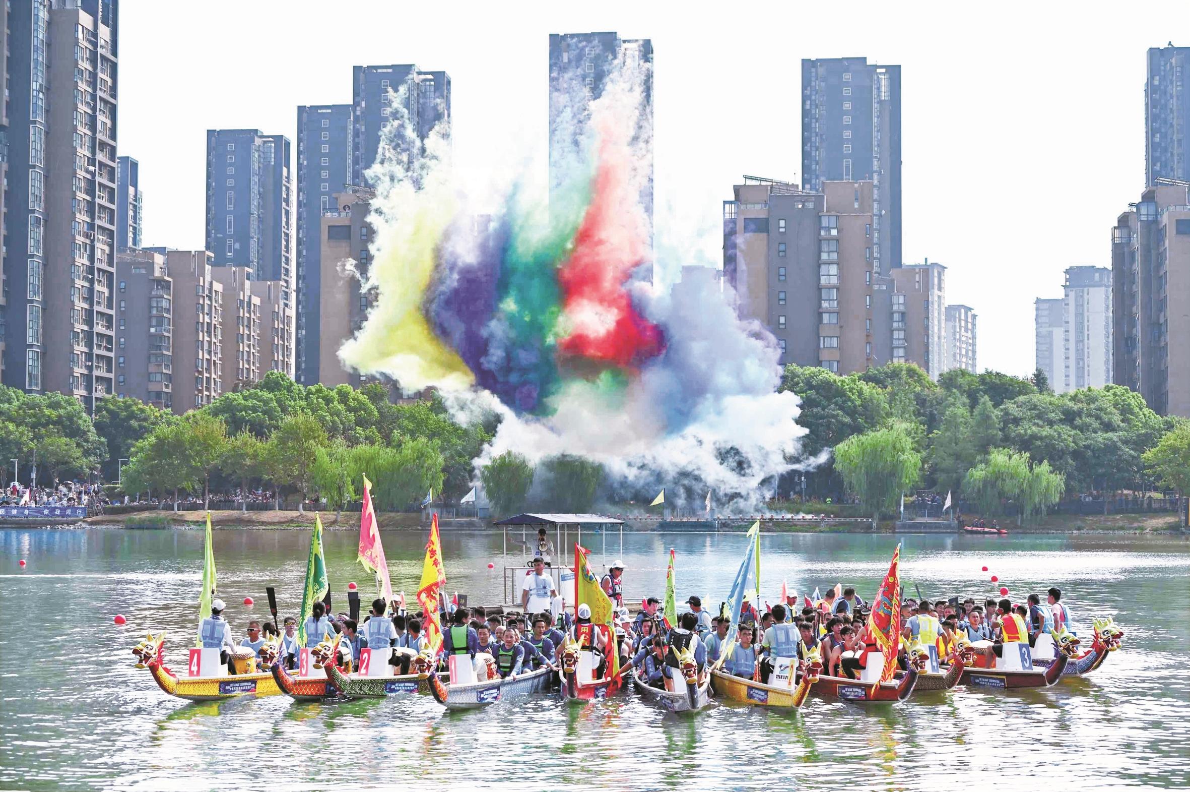 大运河上“乘风破浪”
