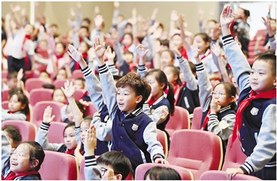 这场讲座让学生们惊呼： 杭州城市建设真了不起！